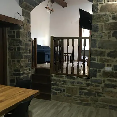 Apartamentos Bajo Pena Apartamentos Sanlorien El Pueyo de Araguás Esterno foto
